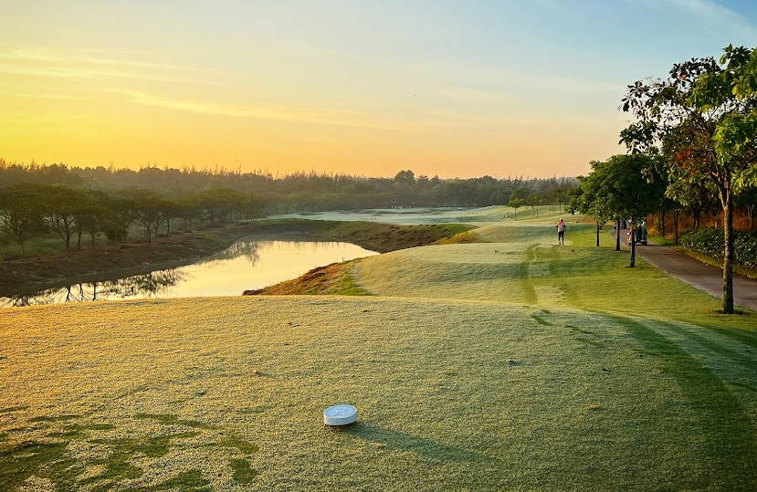 Tee Box, Harmonie Golf Park, Ho Chi Minh, Vietnam