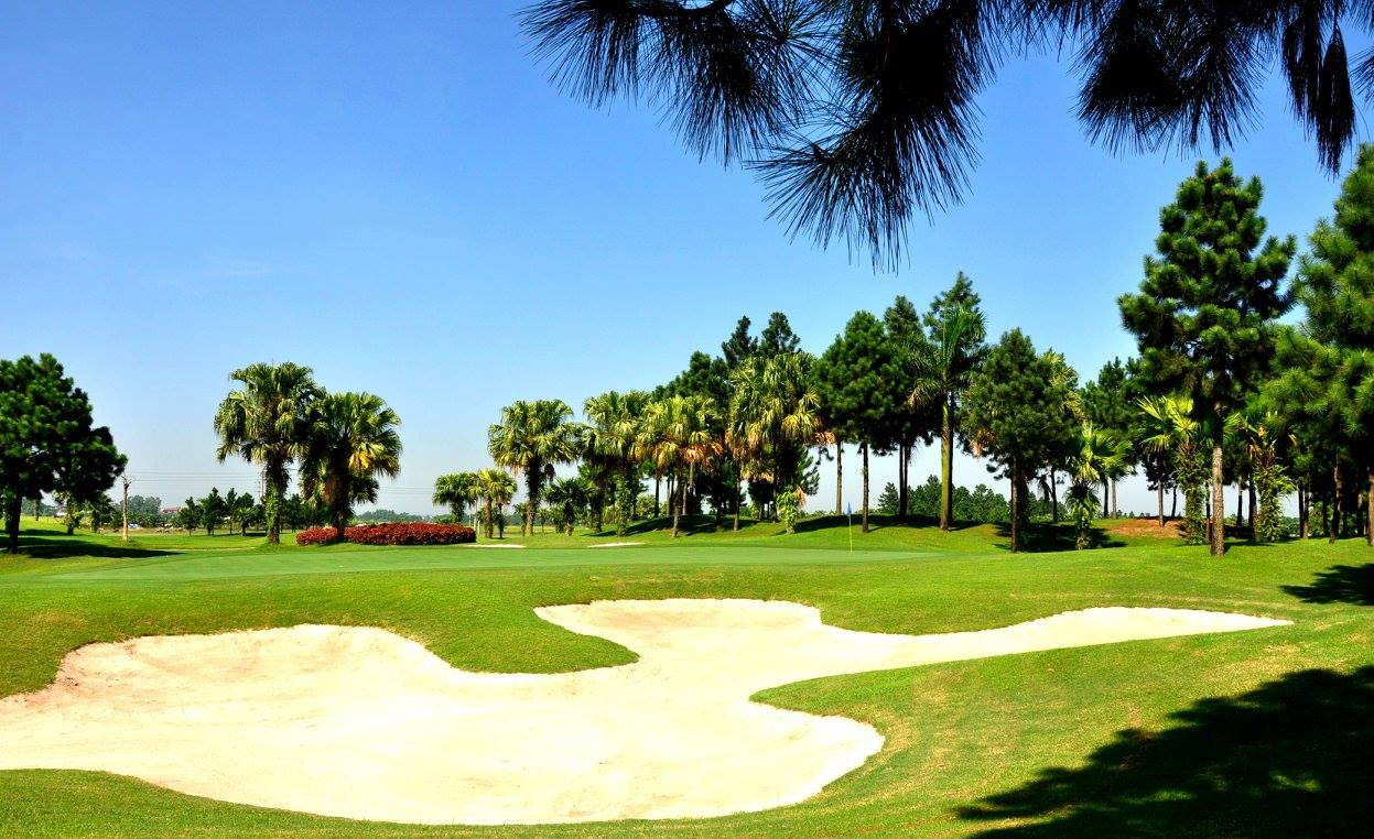 Green, Bunker, Heron Lake Golf Course, Hanoi, Vietnam