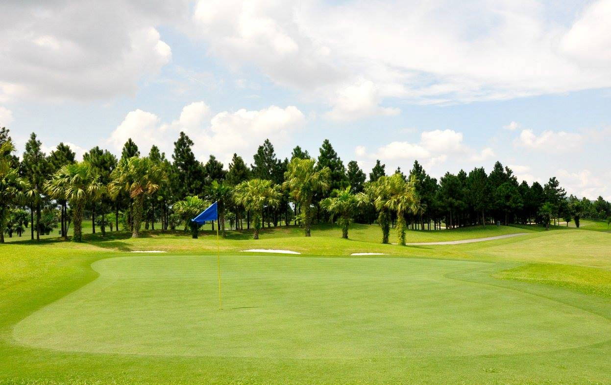 Green, Heron Lake Golf Course, Hanoi, Vietnam