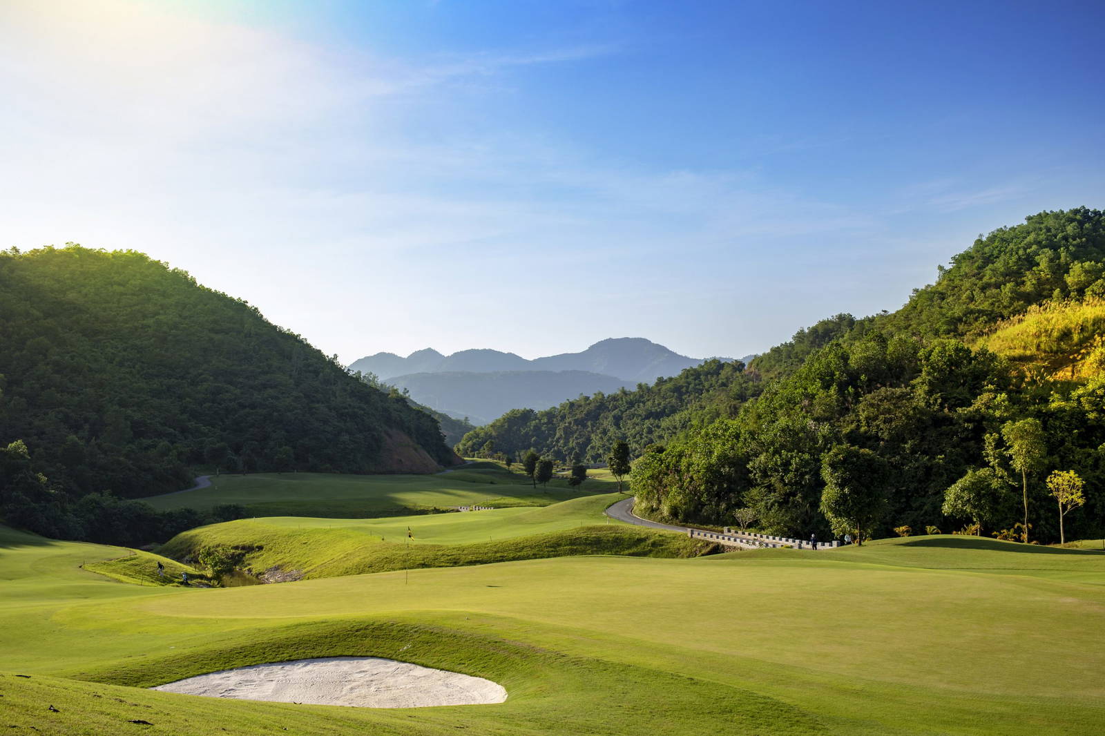 Green, Bunker, Hilltop Valley Golf Club, Hanoi, Vietnam