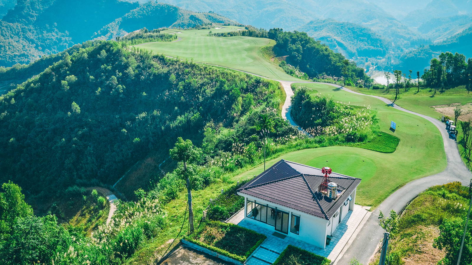 Hole 12, Hilltop Valley Golf Club, Hanoi, Vietnam