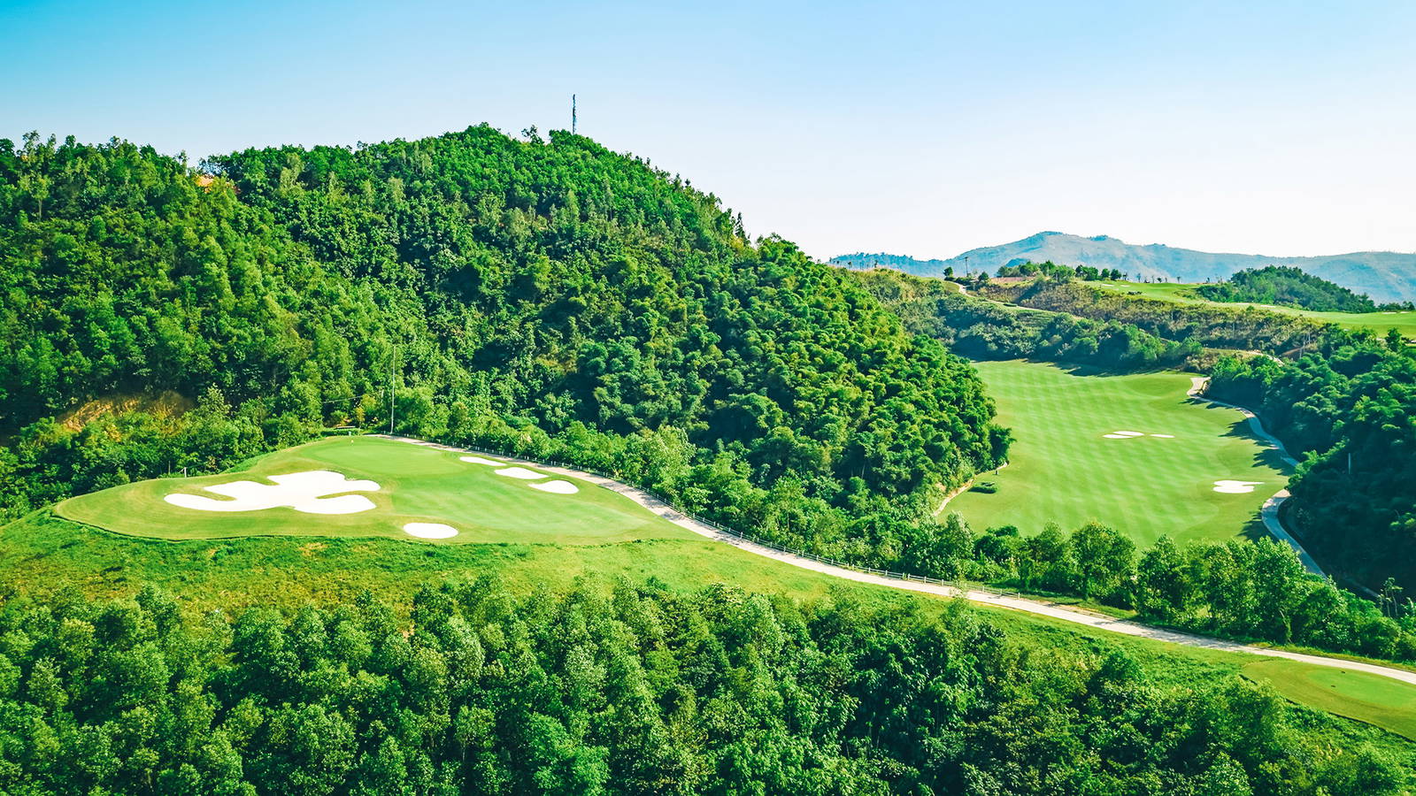 Hole 17, Hilltop Valley Golf Club, Hanoi, Vietnam