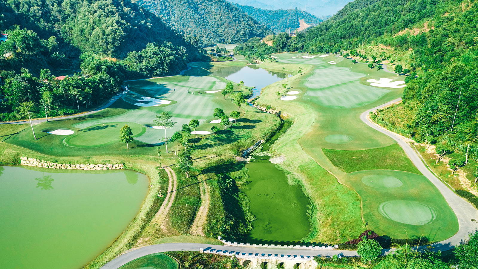 Hole 6, Hilltop Valley Golf Club, Hanoi, Vietnam