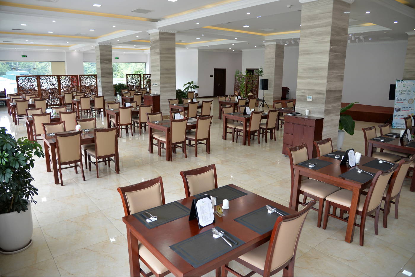 Restaurant, Hilltop Valley Golf Club, Hanoi, Vietnam
