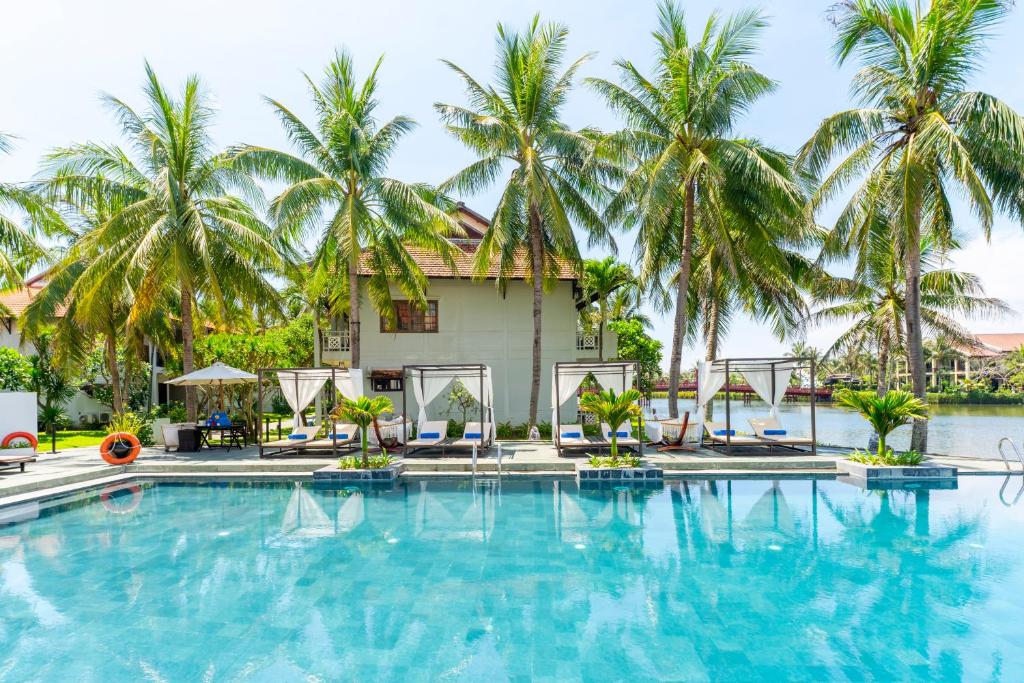 Hoi An Beach Resort, Da Nang / Hoi An