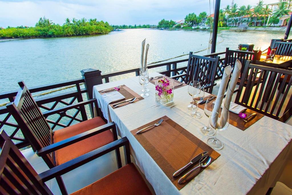 Hoi An Beach Resort, Da Nang / Hoi An