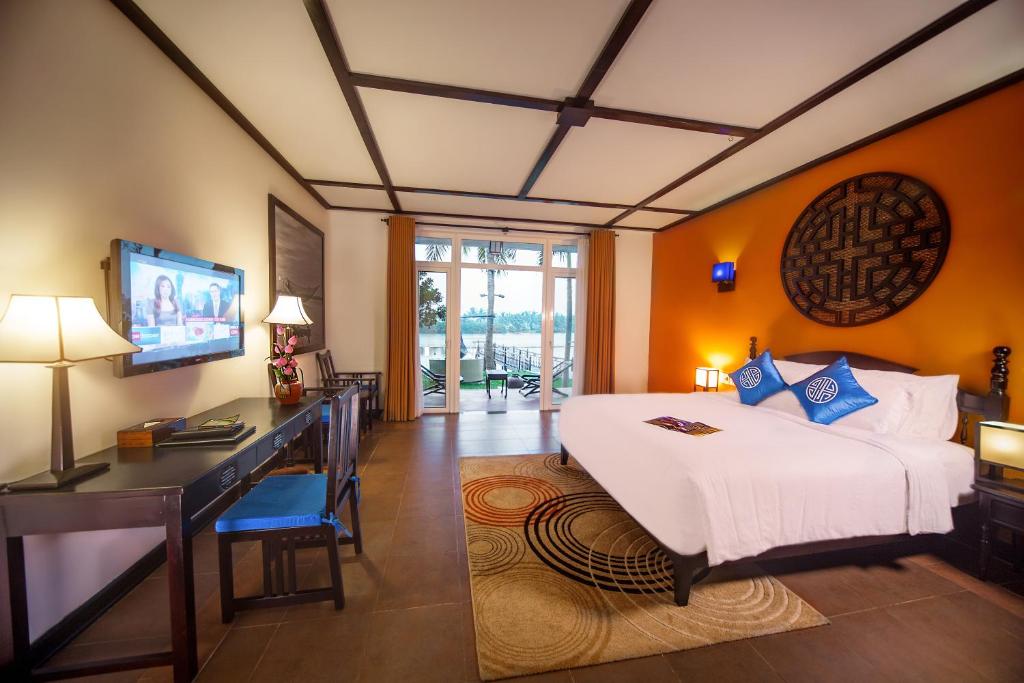 Hoi An Beach Resort, Da Nang / Hoi An