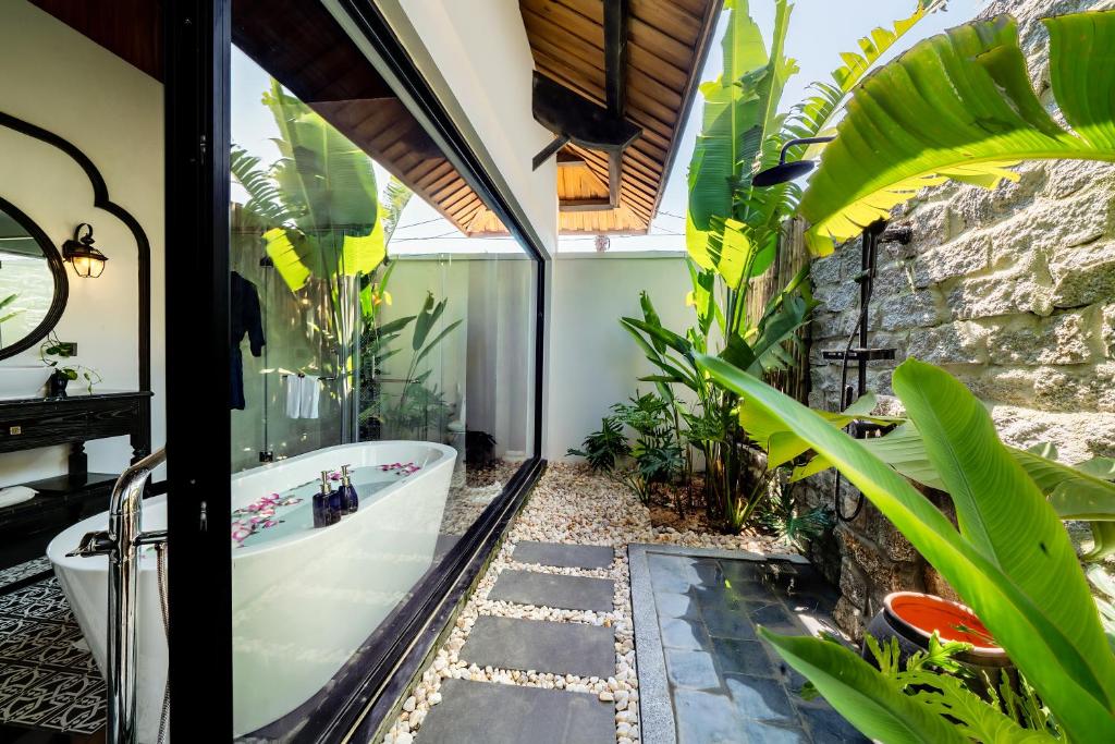 Bliss Hoi An Beach Resort & Wellness, Hoi An