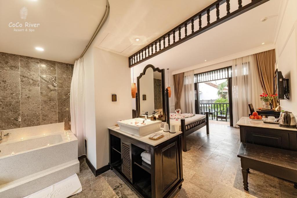 Hoi An Coco River Resort & Spa, Da Nang / Hoi An