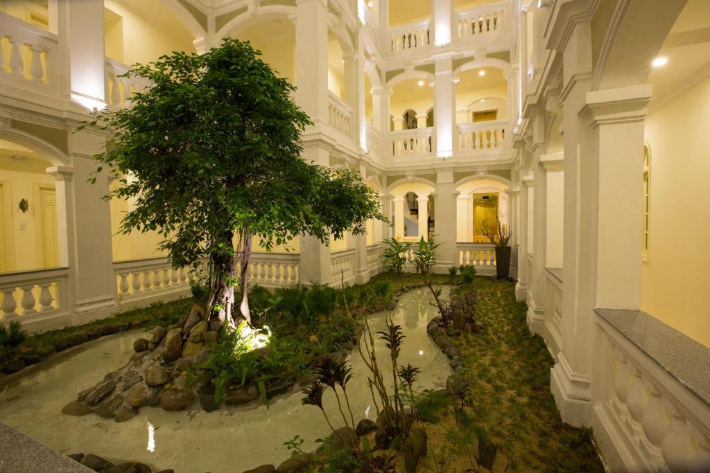 Hoi An Garden Palace Hotel & Spa, Da Nang / Hoi An