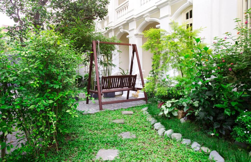 Hoi An Garden Palace Hotel & Spa, Da Nang / Hoi An