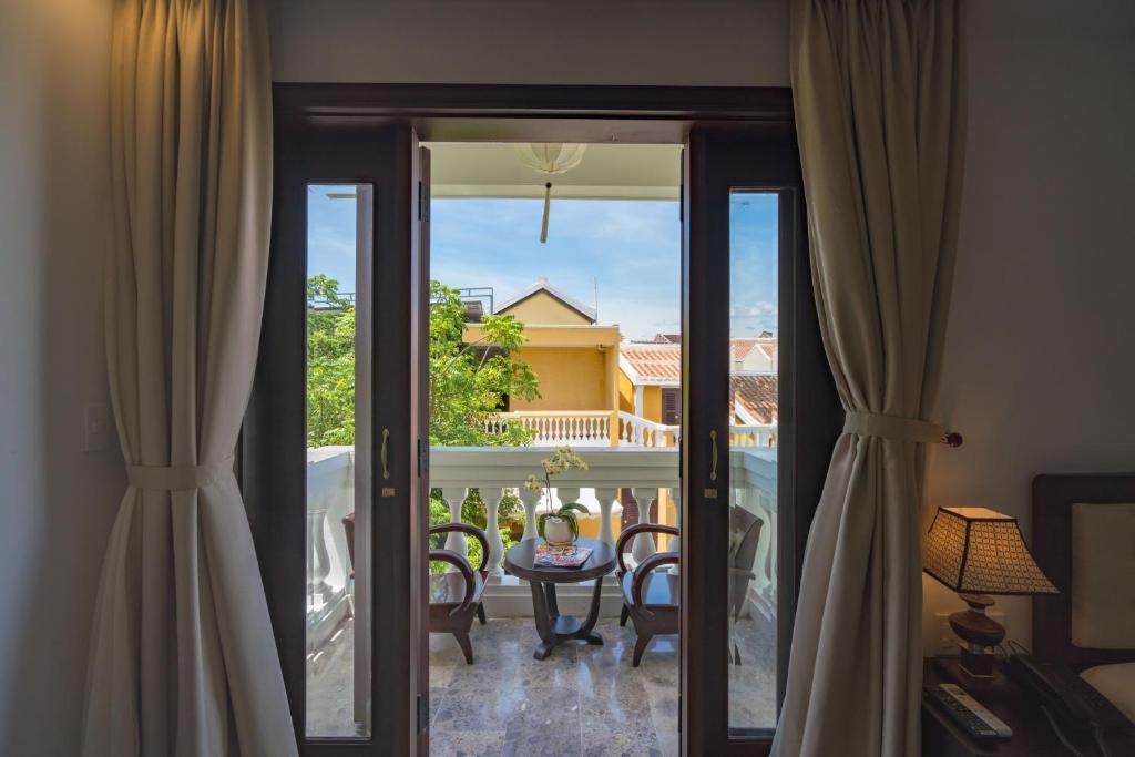 Hoian Central Hotel, Da Nang / Hoi An