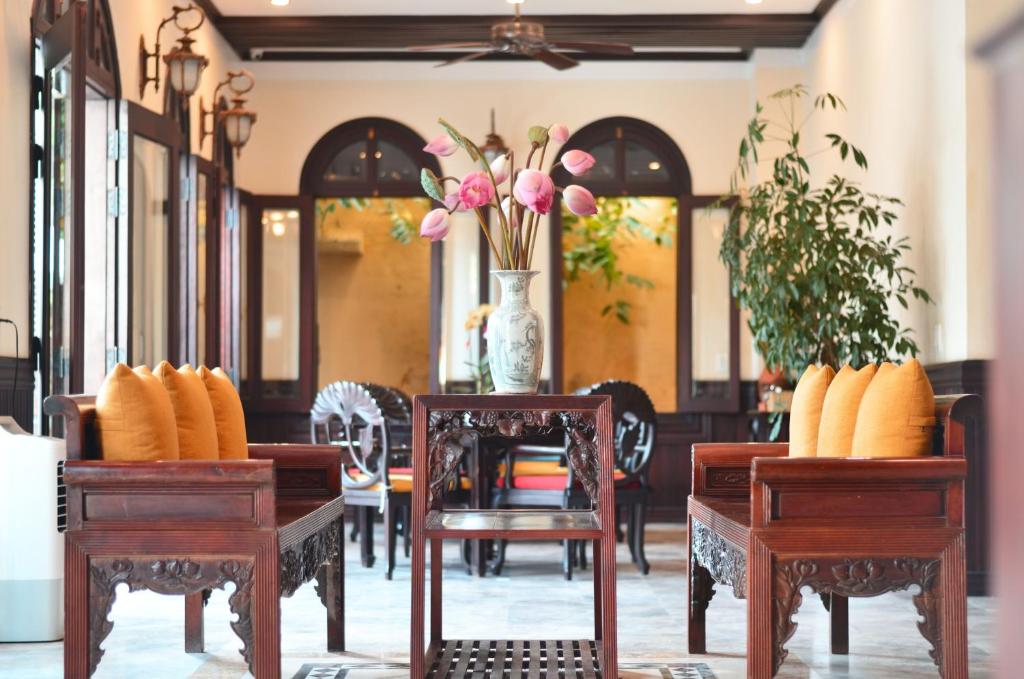 Hoian Central Hotel, Da Nang / Hoi An