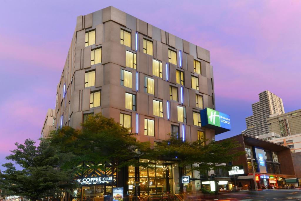 Holiday Inn Express Bangkok Sukhumvit 11, Bangkok, Thailand