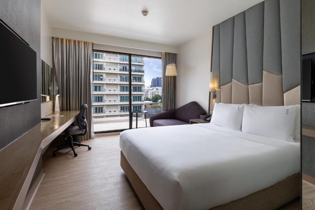 Holiday Inn Express Bangkok Sukhumvit 11, Bangkok, Thailand