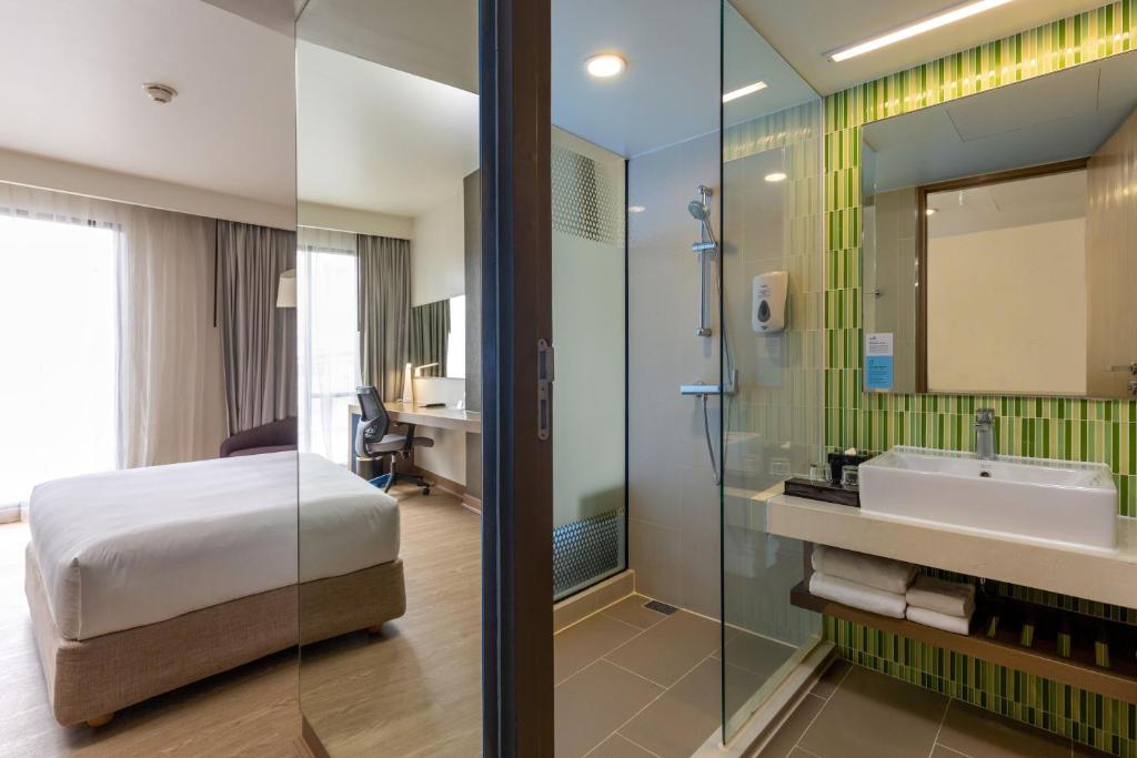 Holiday Inn Express Bangkok Sukhumvit 11, Bangkok, Thailand