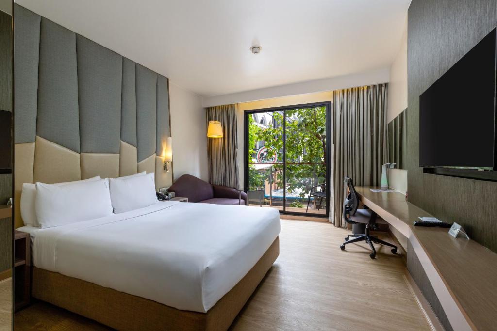 Holiday Inn Express Bangkok Sukhumvit 11, Bangkok, Thailand