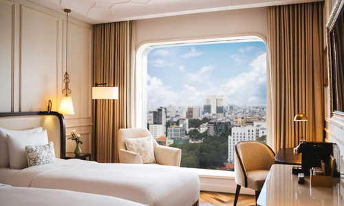 hotel-des-arts-deluxe1.jpg