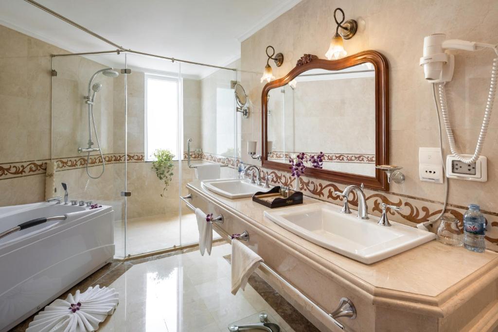 Hotel Grand Saigon, Ho Chi Minh