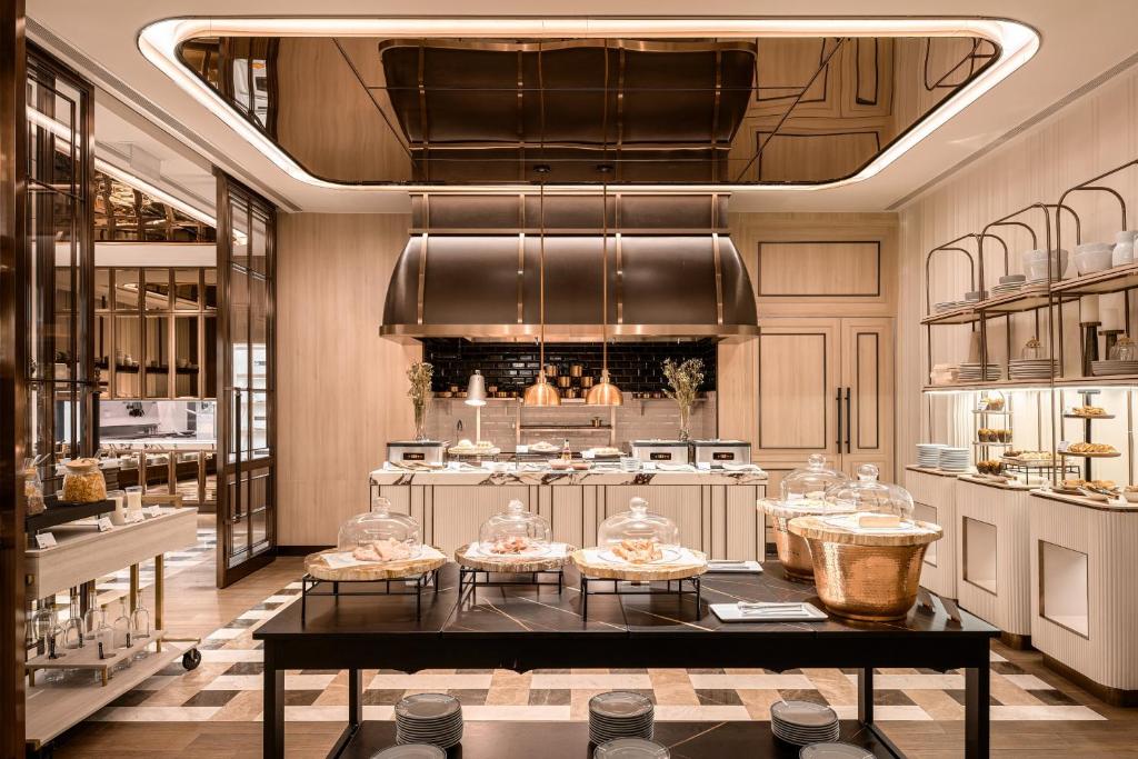 InterContinental Bangkok Sukhumvit by IHG, Bangkok, Thailand