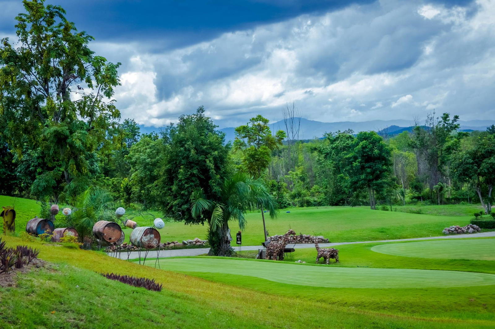 Tee Box, Chiangmai Inthanon Golf & Natural Resort, Chiang Mai, Thailand