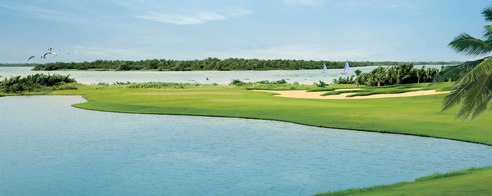 Approach, Taekwang Jeongsan Country Club, Ho Chi Minh, Vietnam