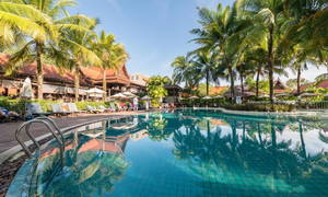Khaolak Bhandari Resort & Spa golf course