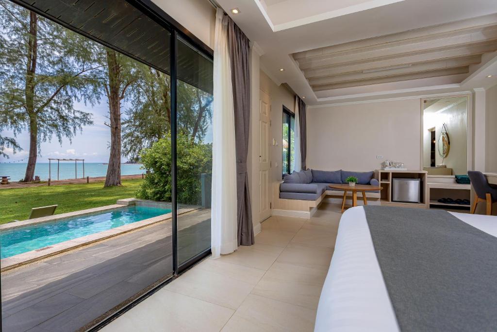 Khao Lak Emerald Beach Resort & Spa, Khao Lak, Thailand