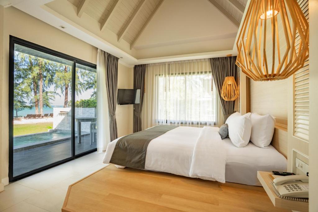 Khao Lak Emerald Beach Resort & Spa, Khao Lak, Thailand