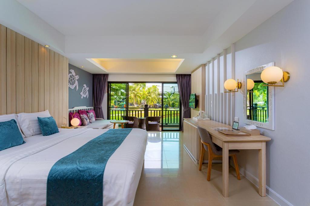 Khao Lak Emerald Beach Resort & Spa, Khao Lak, Thailand
