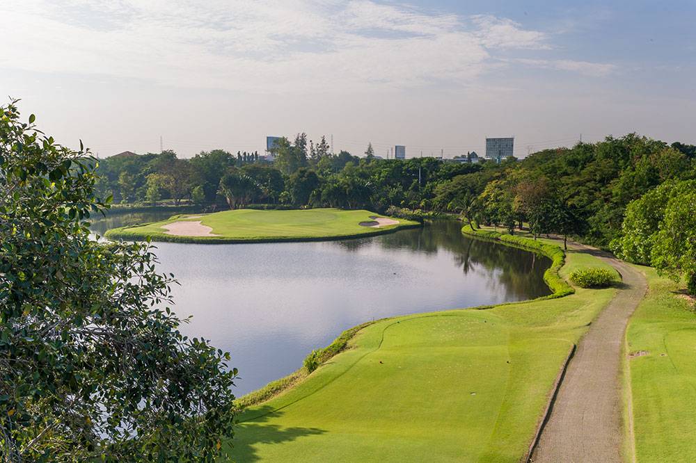 Island Green, Krungthep Kreetha Golf Course, Bangkok, Thailand