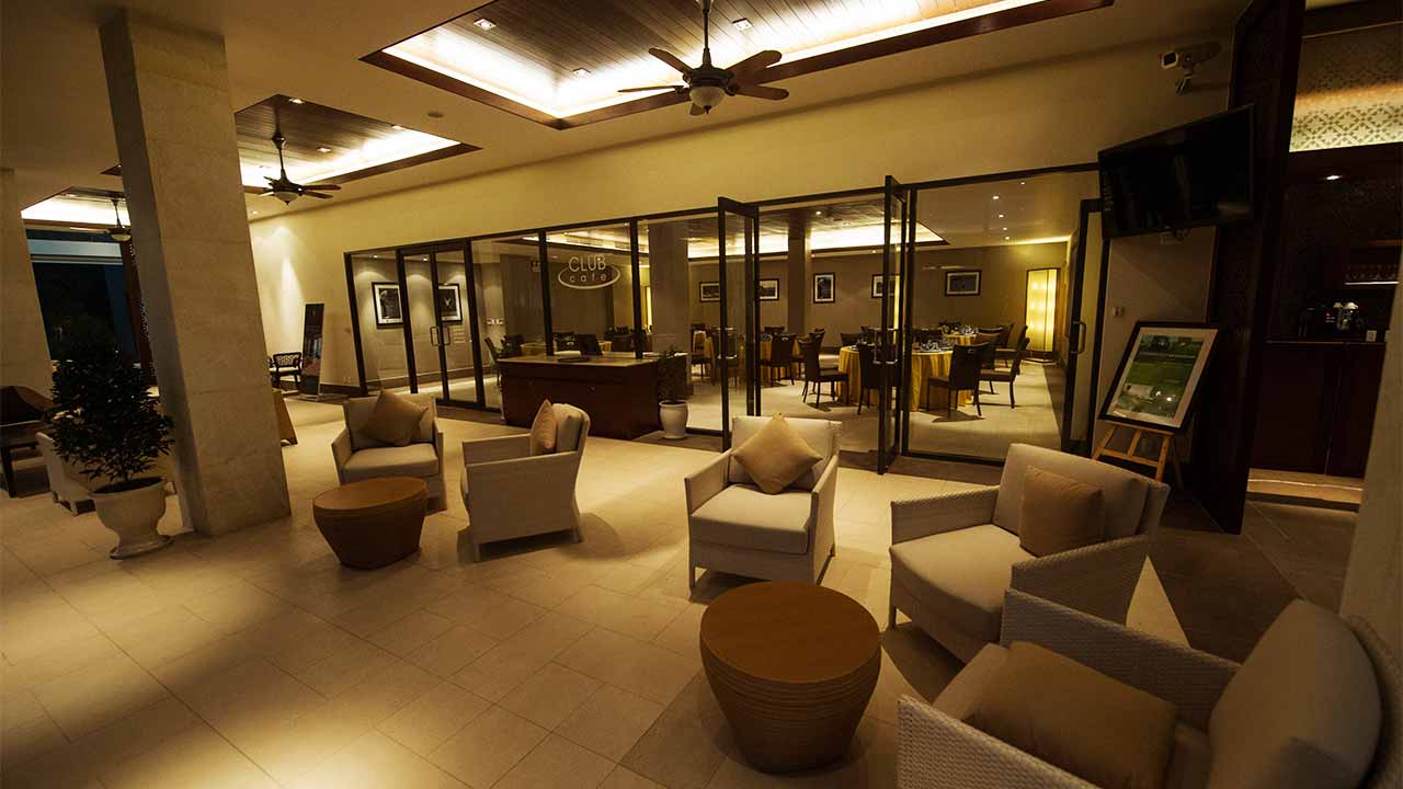 Bar, Laguna Lang Co Golf Club, Da Nang, Vietnam
