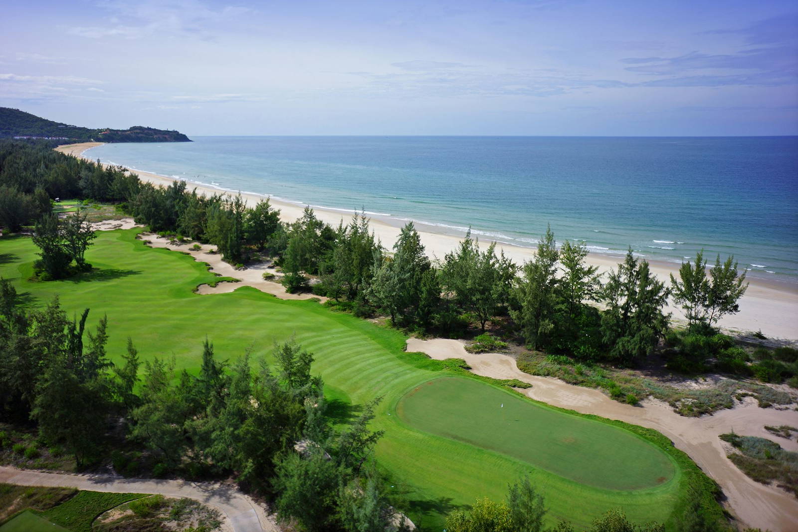 Green, Fairway, Laguna Lang Co Golf Club, Da Nang, Vietnam