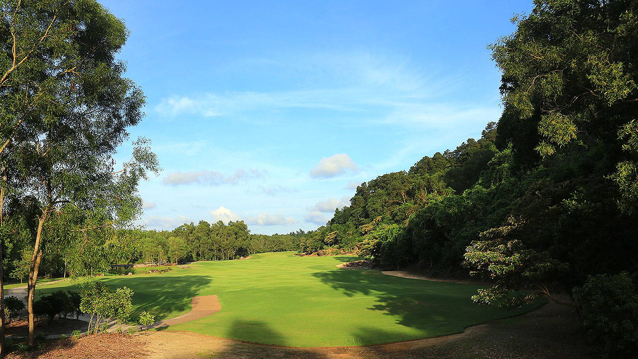 Tee Box, Laguna Lang Co Golf Club, Da Nang, Vietnam