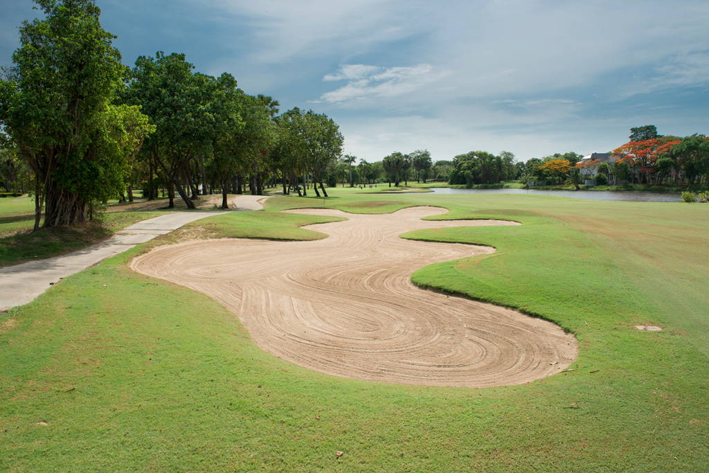 Fairway Bunker, Lakewood Country Club, Bangkok, Thailand