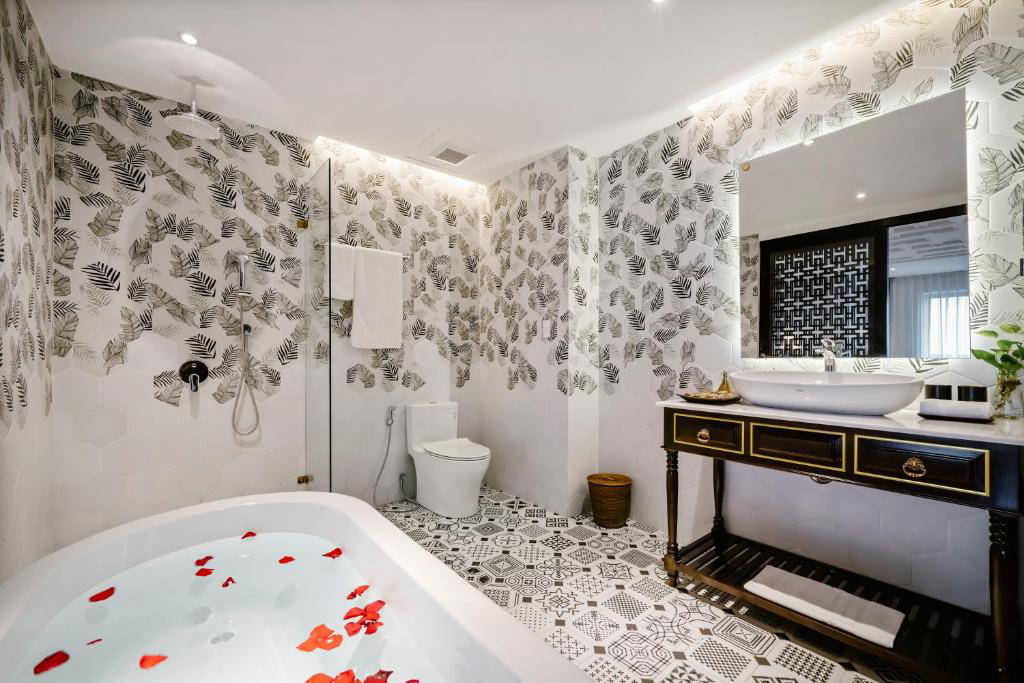 Le Pavillon Hoi An Gallery Hotel & Spa, Da Nang / Hoi An