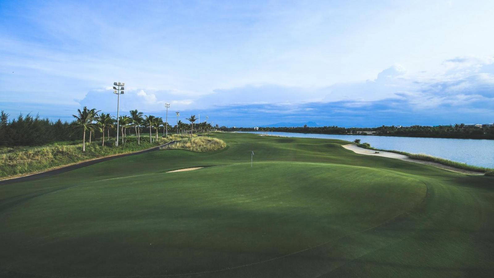 Green, Legend Danang Golf Resort (Nicklaus Course), Da Nang / Hoi An, Vietnam