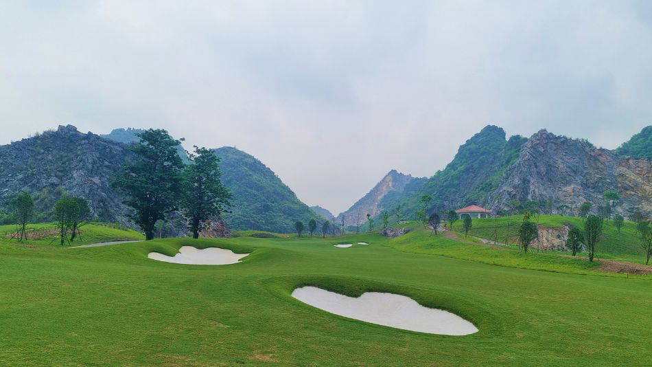 Fairway, Bunker, Legend Valley Country Club, Hanoi