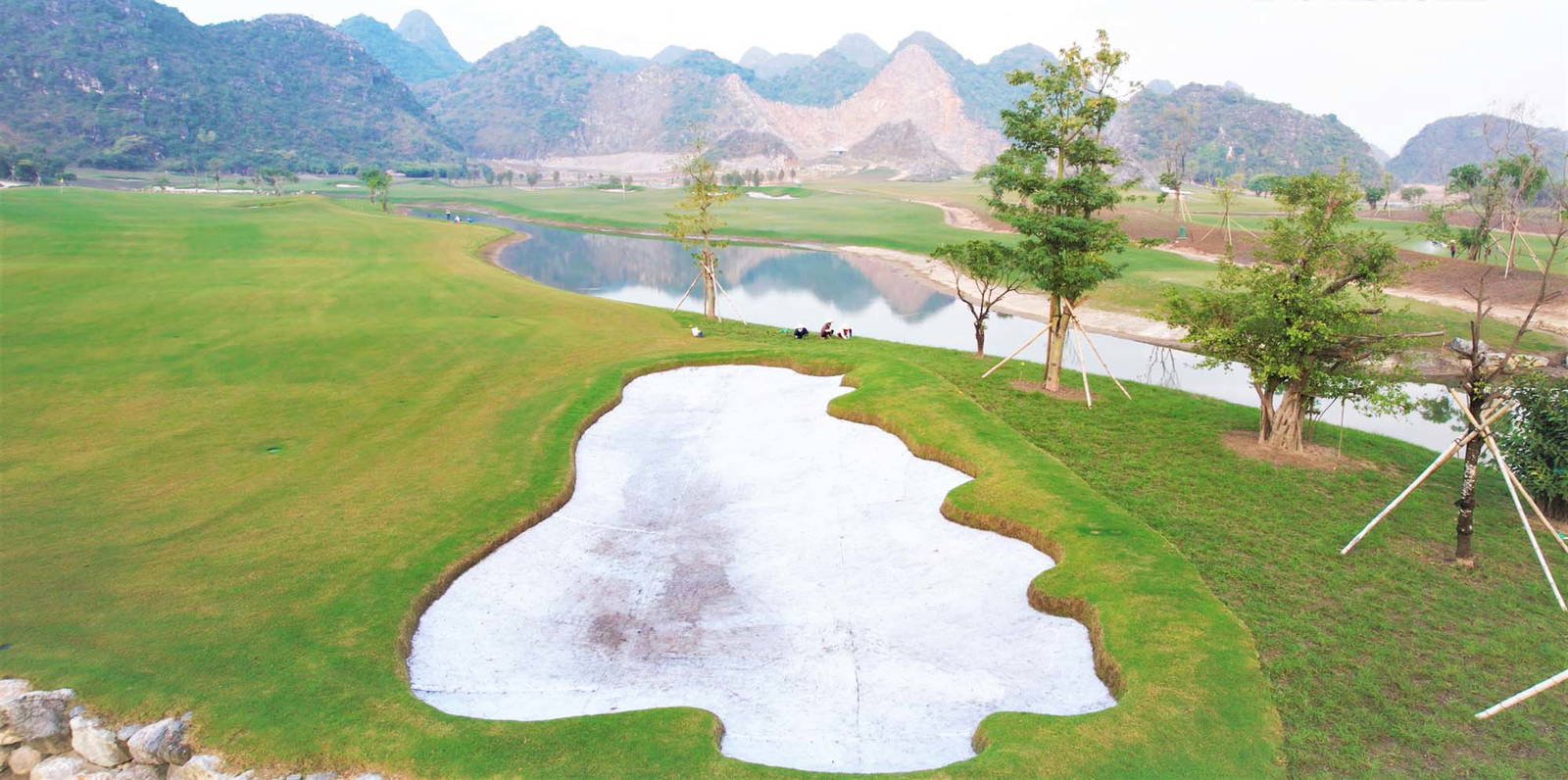 Bunker, Legend Valley Country Club, Hanoi