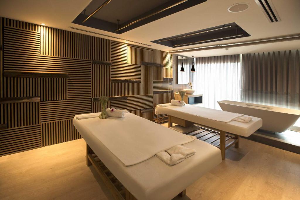 Liberty Central Saigon Citypoint Hotel, Ho Chi Minh, Vietnam