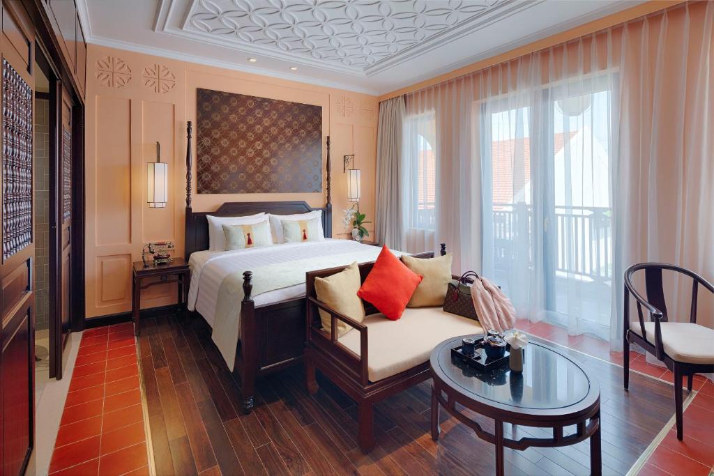 Little Riverside - A Luxury Hotel & Spa, Da Nang / Hoi An