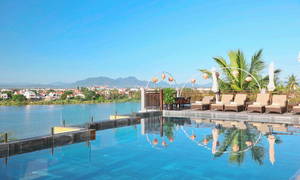 Little Riverside - A Luxury Hotel & Spa golf course