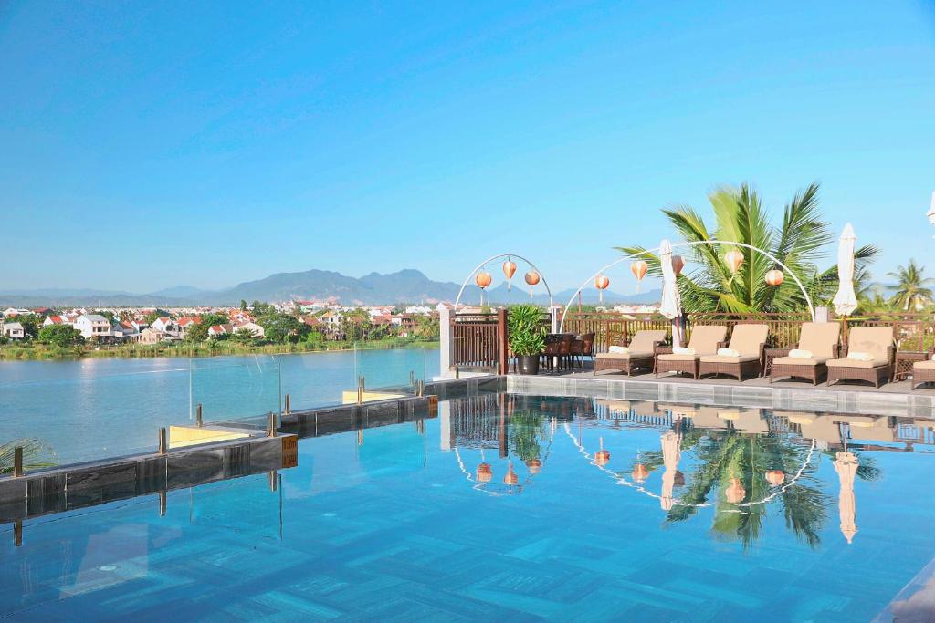 Little Riverside - A Luxury Hotel & Spa, Da Nang / Hoi An