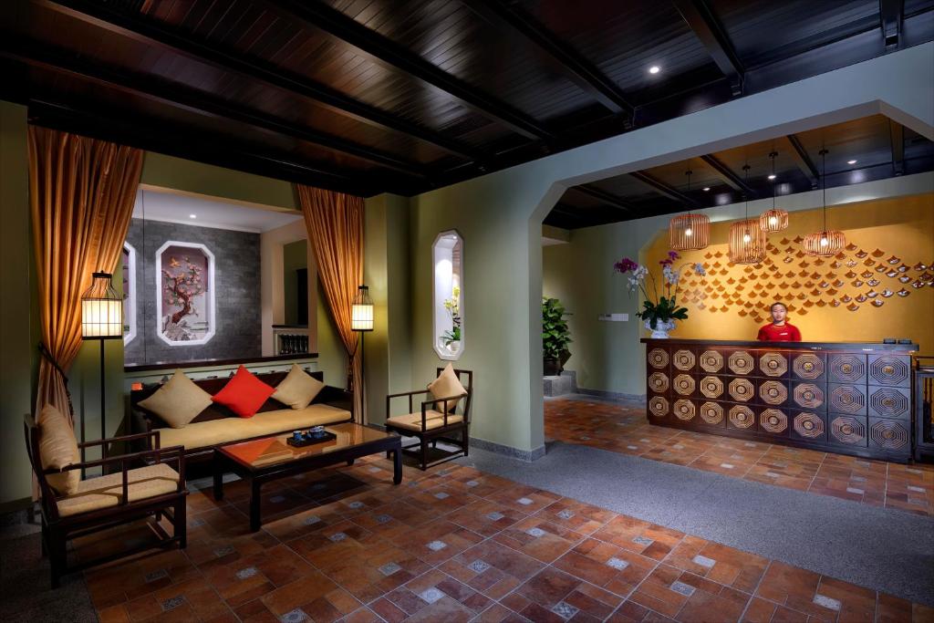 Little Riverside - A Luxury Hotel & Spa, Da Nang / Hoi An