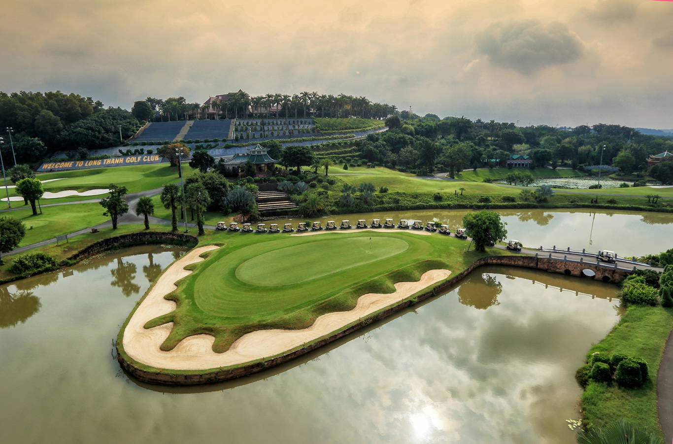 Island Green, Long Thanh Golf Club, Ho Chi Minh, Vietnam