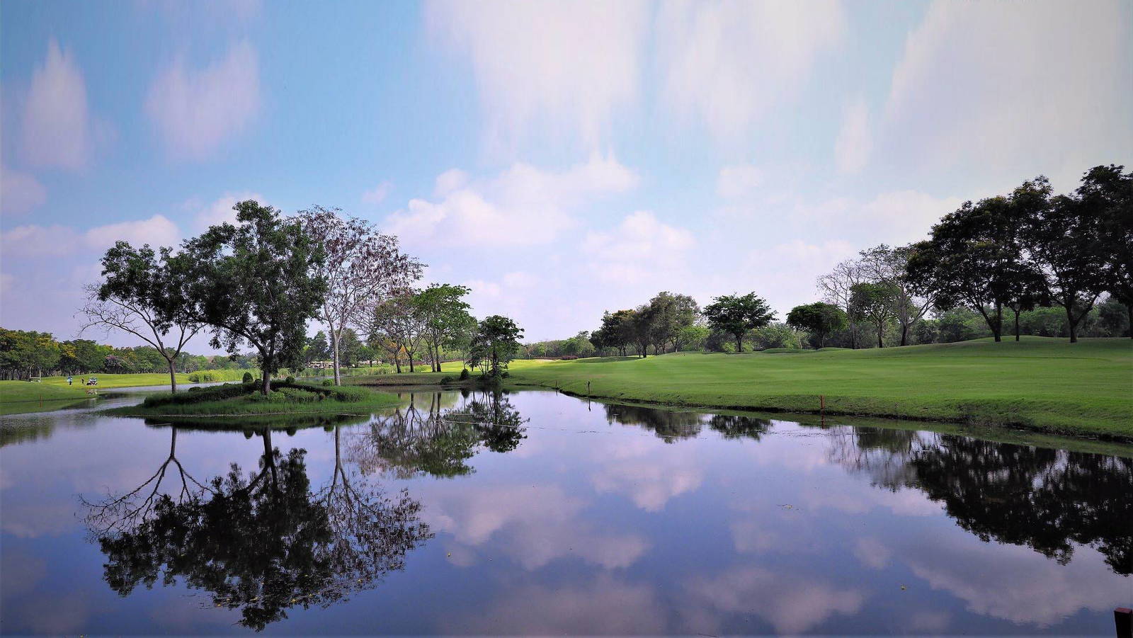 Water Hazard, Lotus Valley Golf Club, Bangkok, Thailand