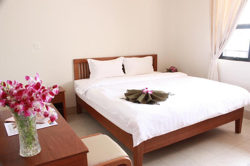 Lux Riverside Hotel and Apartment, Phnom Penh