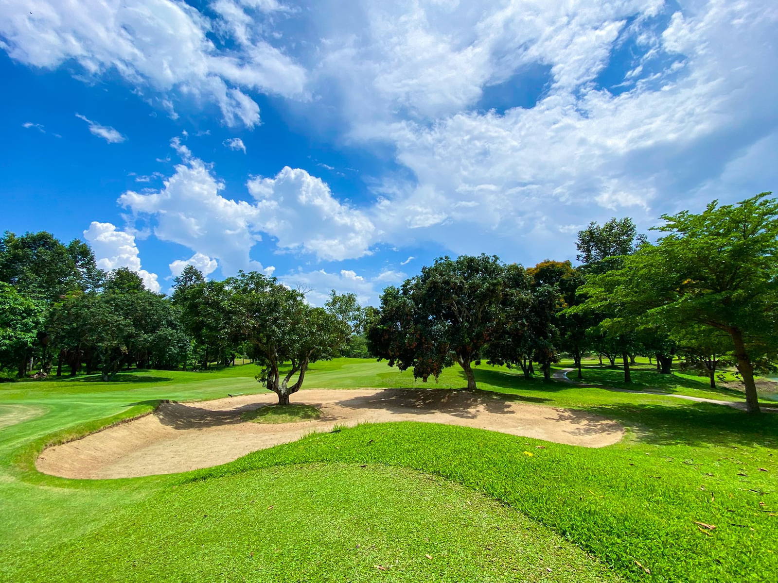 Fairway Bunker, Mae Jo Golf Resort & Spa, Chiang Mai, Thailand