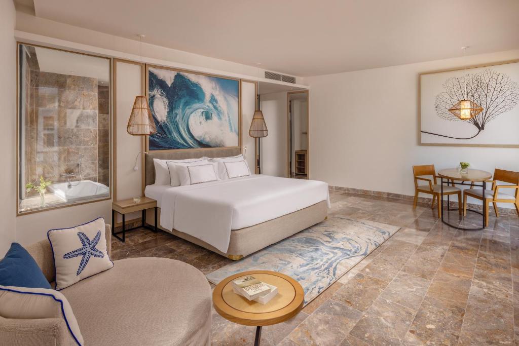 Melia Danang Beach Resort, Da Nang / Hoi An, Vietnam
