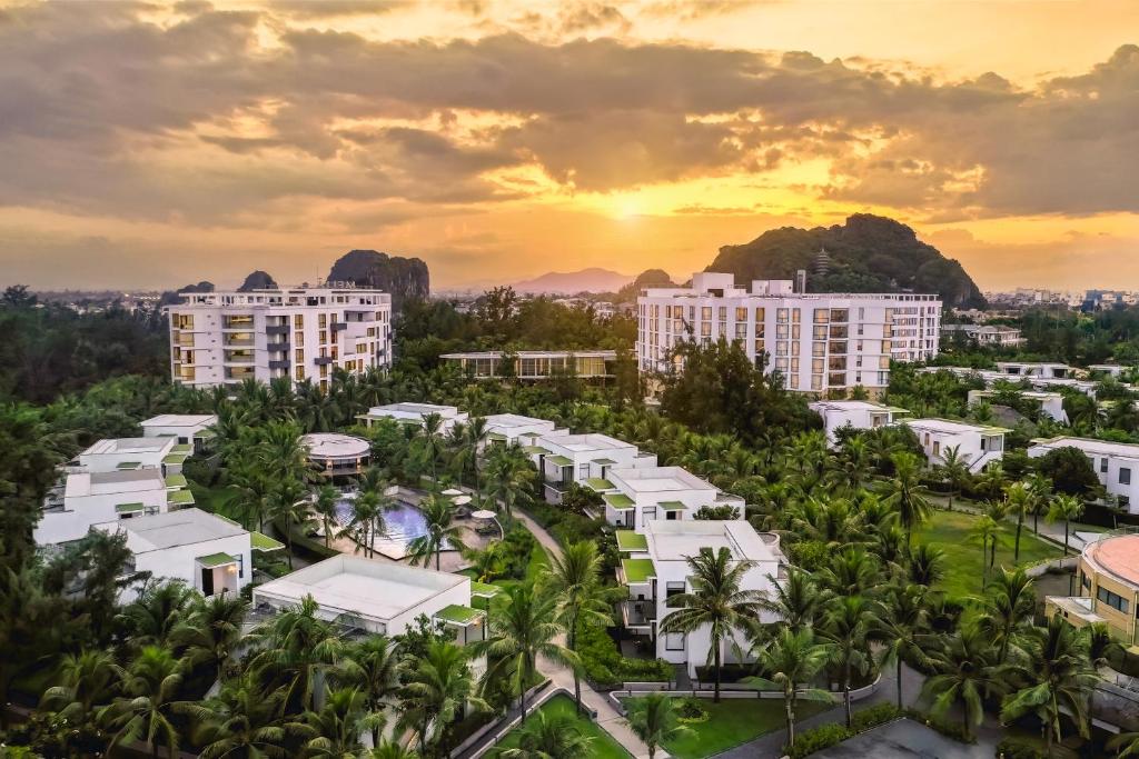 Melia Danang Beach Resort, Da Nang / Hoi An, Vietnam
